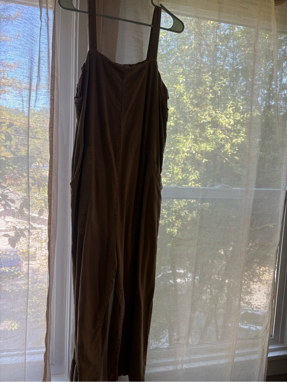 Universal Thread Women’s Relaxed Tan  Overalls